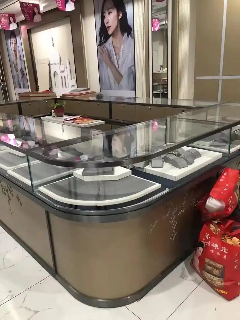 出售二手珠宝柜台