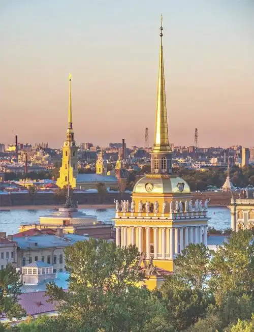 彼得堡 98圣彼得堡,这座被誉为俄罗斯北方首都的城市,承载着俄罗斯