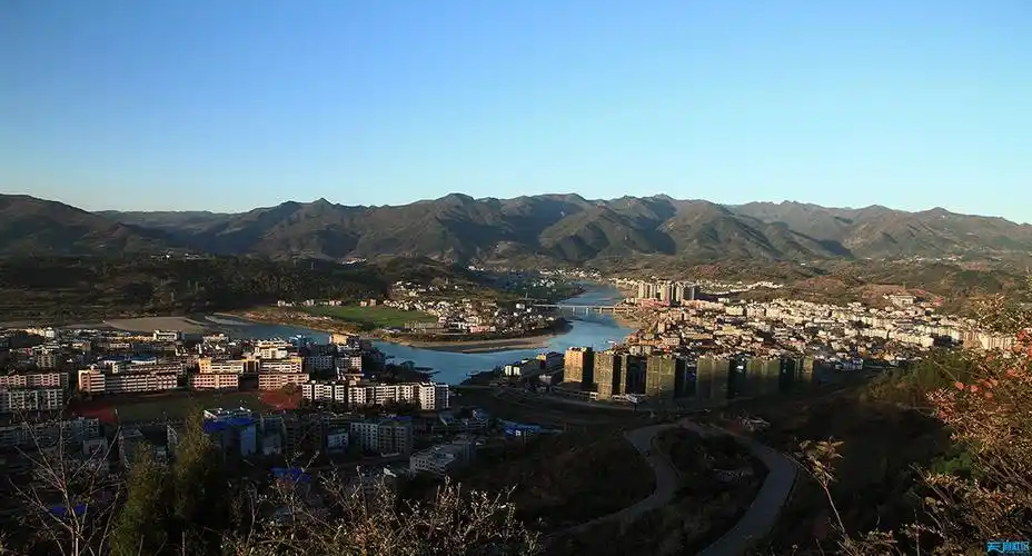 初冬的川北小城----旺苍!