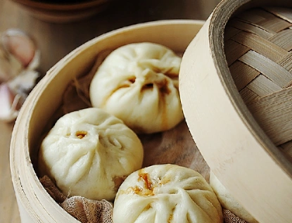 一笼小笼包,承包早餐营养美味,猪肉白菜馅,那叫一个好吃