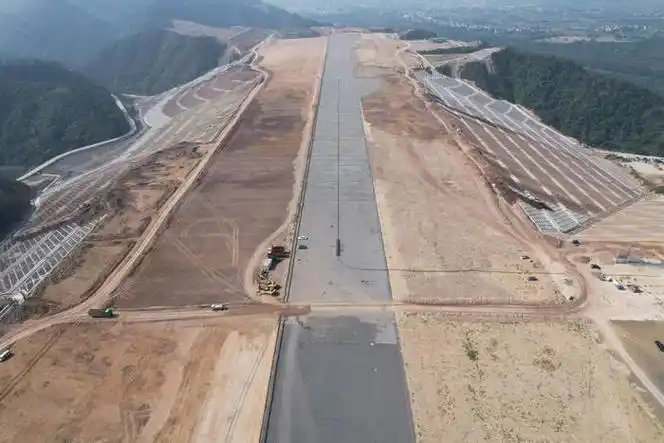 又一座山上的机场-浙江丽水机场,已初具雏形. (图:丽水机场)__财经头