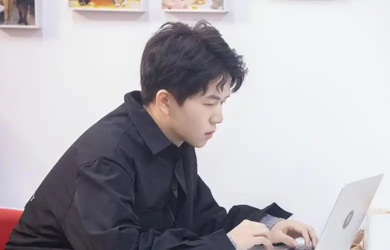 原创《初入职场的我们》张翰点评"王玥加班"另有深意,结局已被剧透