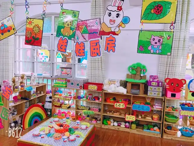 如何指导幼儿的区角游戏即区域活动