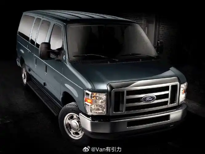 2011年福特北美发布的e-350 xlt 50周年纪念款,就还挺精神的.