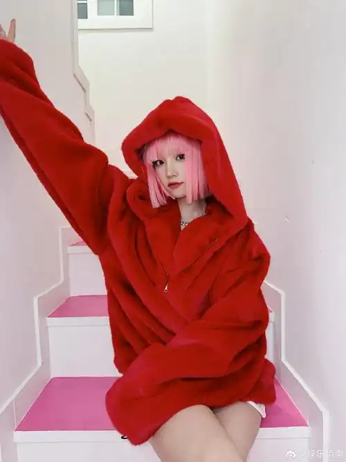 宋雨琦cos小蘑菇