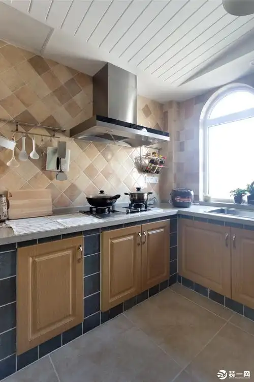 超实用的l型厨房设计效果分享看完瞬间爱上了