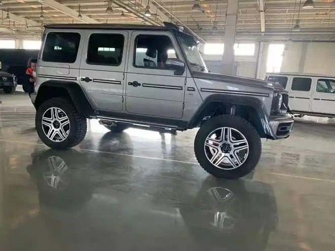 奔驰g550 4x4双十一现车直降20万热销
