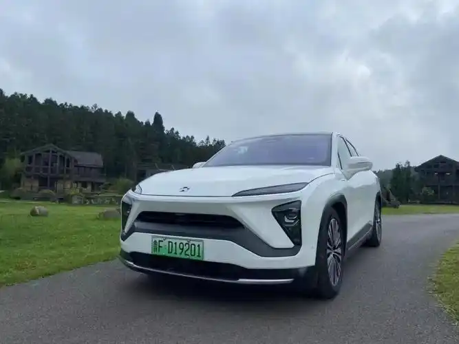 蔚来ec6丨忘记里程担忧,科技和驾控才是纯电动车的精髓_凤凰网汽车