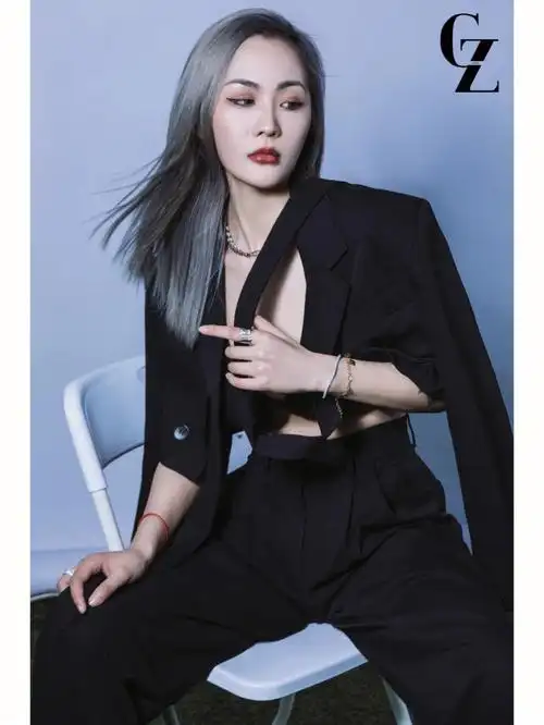 coolgirl女生帅气写真义乌定制