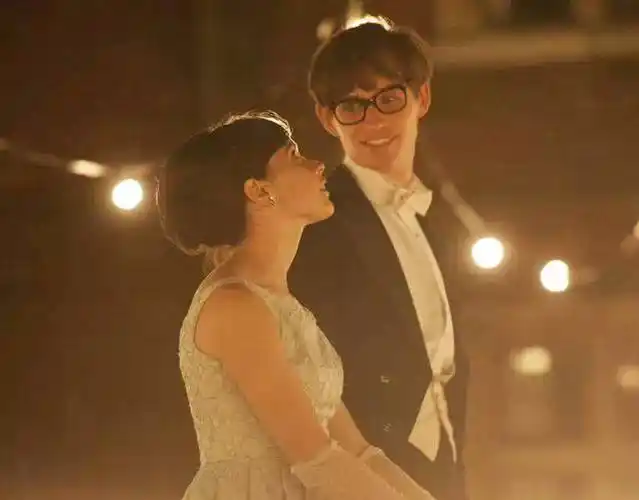 男人喜欢一个人的眼神