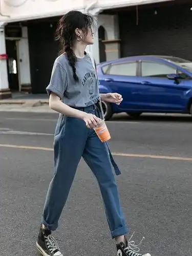 夏季,穿牛仔裤该搭配什么?试试配这7双鞋子,可盐可甜可优雅