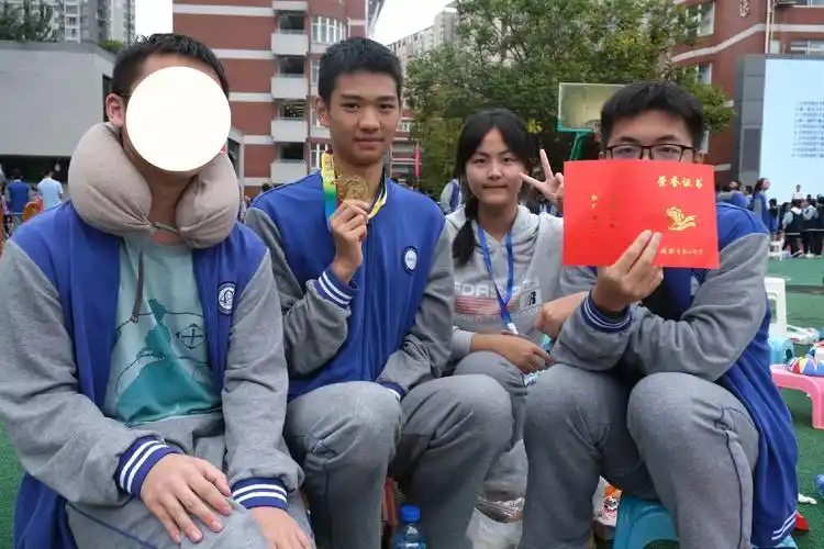 青春里热烈的一章!参加了两天运动会可以算是体育生吗#运动会  - 抖音