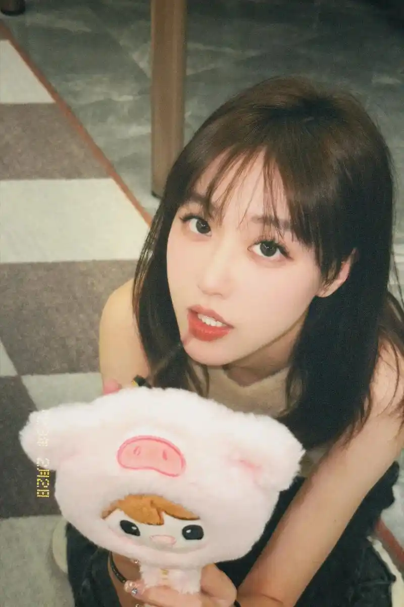 非得是妹妹吗 姐姐不行吗?#氛围感 #分享照片 #甜妹 #美 - 抖音