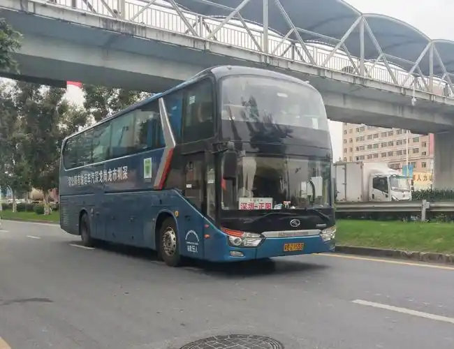 东莞深圳 #长途客运 #图集#交通出行 #客车 - 抖音