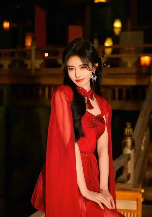 "四千年美女""凡尔赛公主"- 鞠婧祎_客官_许元_被称为