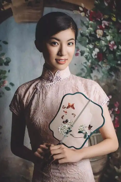 【旗袍摄影】荒歌的霸气军阀大太太造型 林芬的婉约大小姐造型(美图