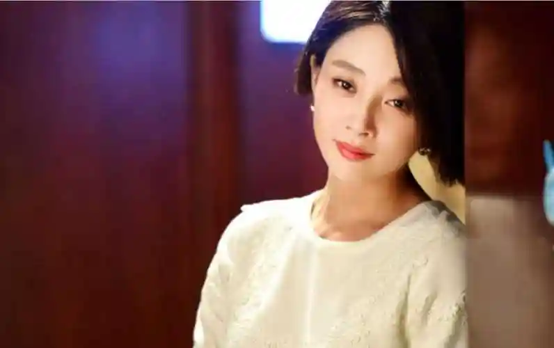 粉丝数次给工作室挑毛病,殷桃霸气回怼,两个原因让她这么有底气