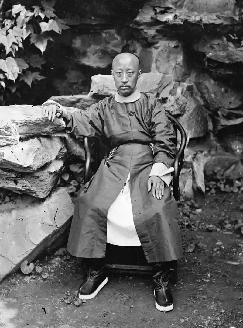 恭亲王奕䜣|画像与照片 恭亲王奕䜣(1833-1898年),号乐道堂主人.