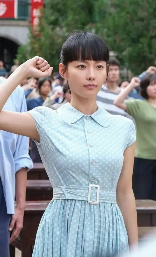 这一次36岁的张嘉倪彻底毁了自己