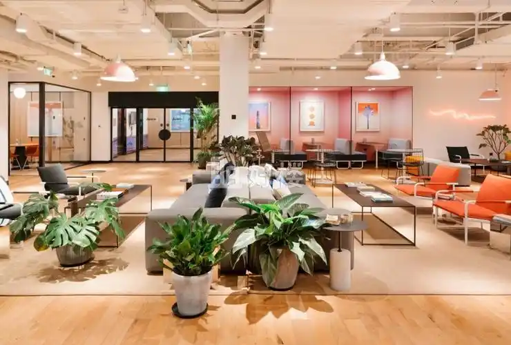 王府井均价(商圈)2105元/工位·月东城(区域)wework·王府国际/原淘汇