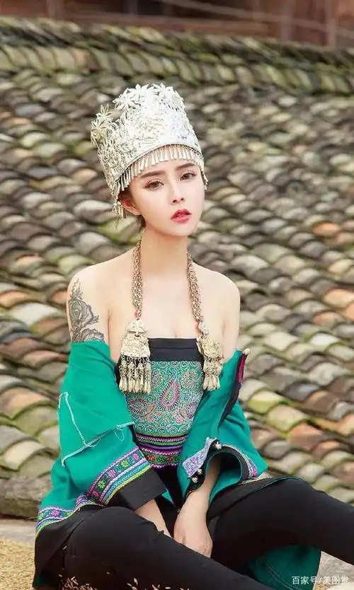 不一样的美丽,快来看看这位苗族女孩漂亮不