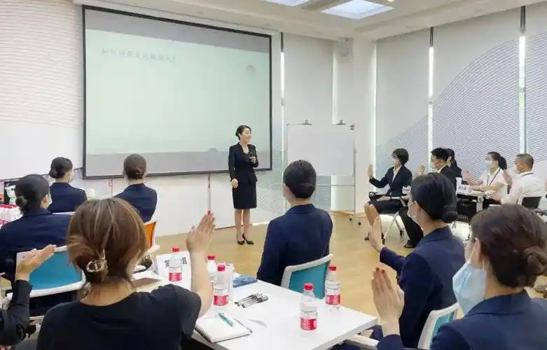 三亚市总工会女职工委员会举办第六期职场礼仪培训中免集团三亚市内