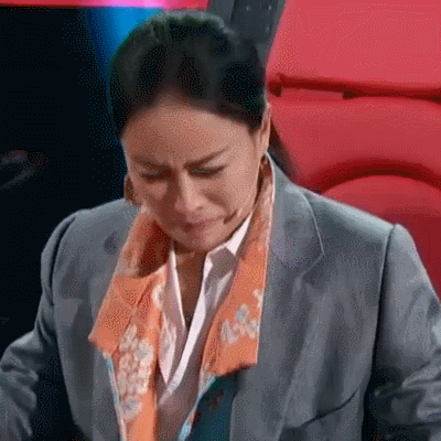 那英马尾耳环眼神gif动图_动态图_表情包下载_soogif