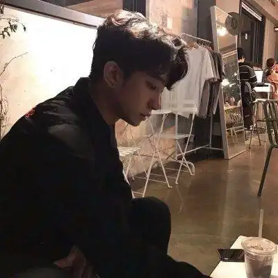 现在最火的qq头像图片男生帅气男生真人高清微信头像大全