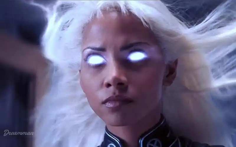 #x战警 #暴风女 "可以呼风唤雨,眼睛会发光的暴风女"