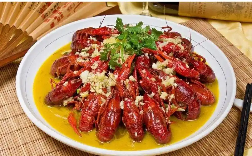 蒜泥口味小龙虾