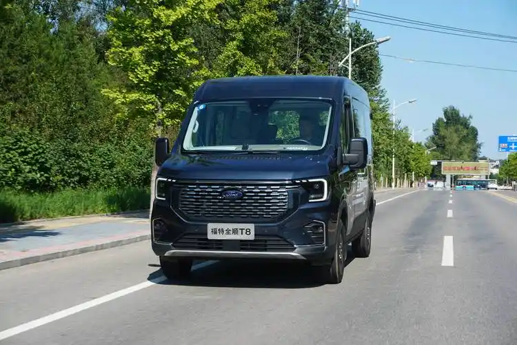 轻客市场再添新品,江铃福特全顺t8售价15.38万元起_搜狐汽车_搜狐网