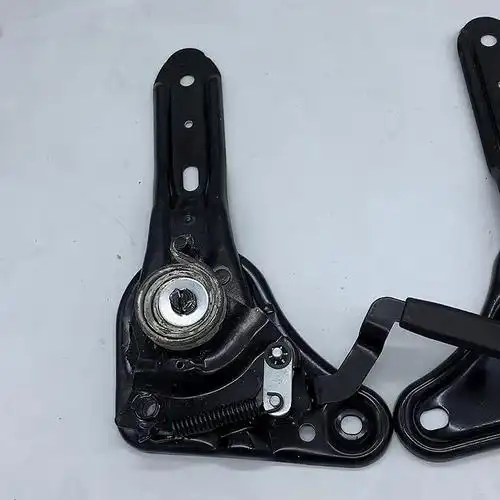 带双层塑料盖的座椅靠背躺椅的汽车座椅配件