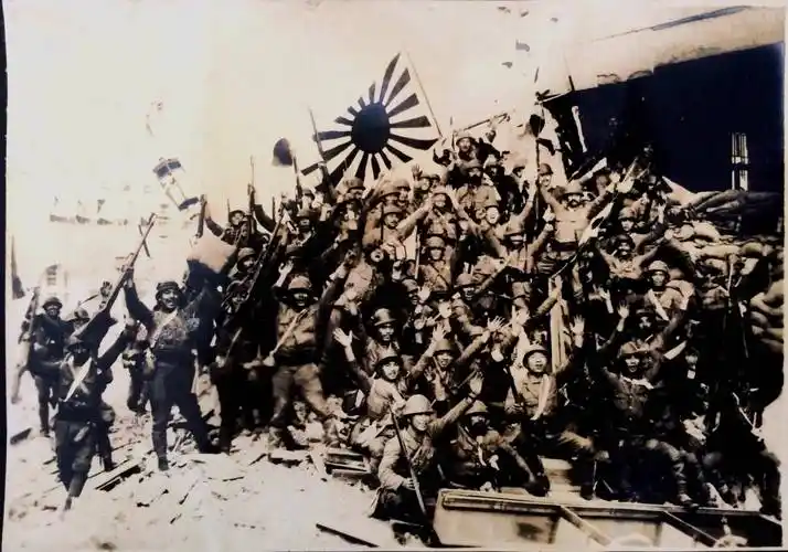 老照片:日军镜头中的淞沪会战,展现了恶魔的侵略之路_日语_海军_原版