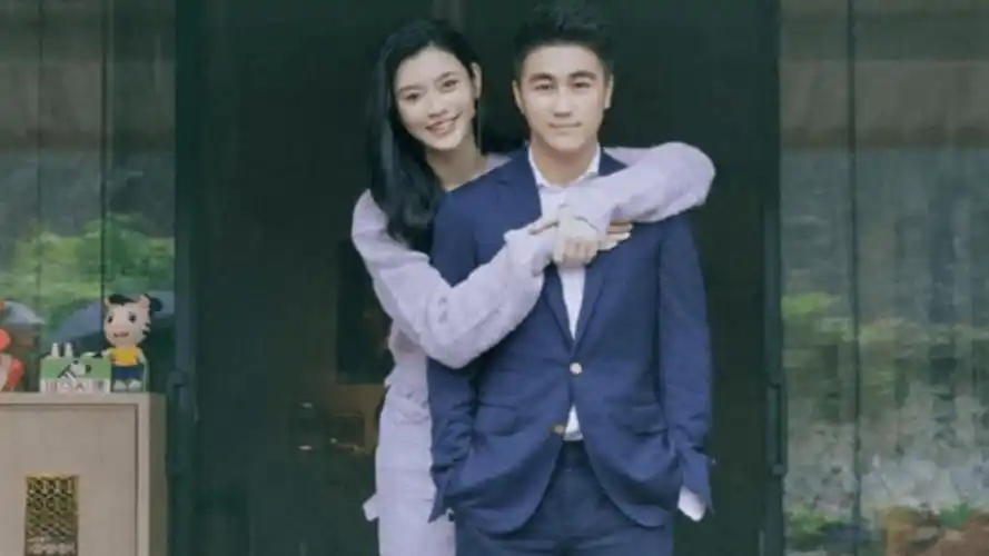 看看日常生活中奚梦瑶是怎样安慰老公何猷君的 难怪她能嫁入豪门