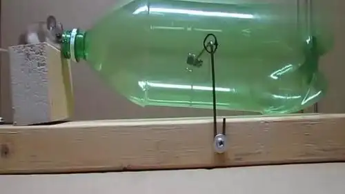 牛人自制的捕鼠器,让无数老鼠闻风丧胆,老鼠内心很崩溃