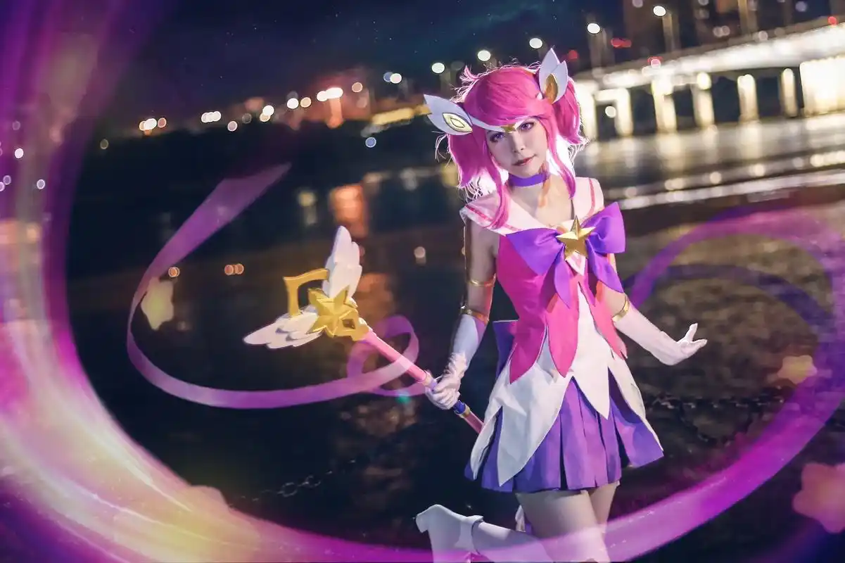 星之守护者拉克丝cos