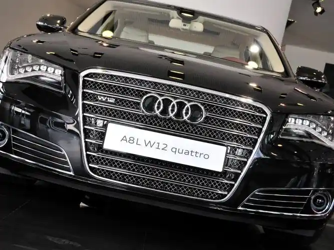 奥迪(进口) 奥迪a8 2011款 a8l w12 6.3 fsi quattro