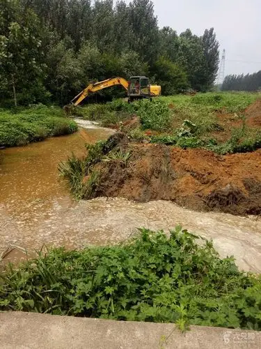 张家沟河河道清淤