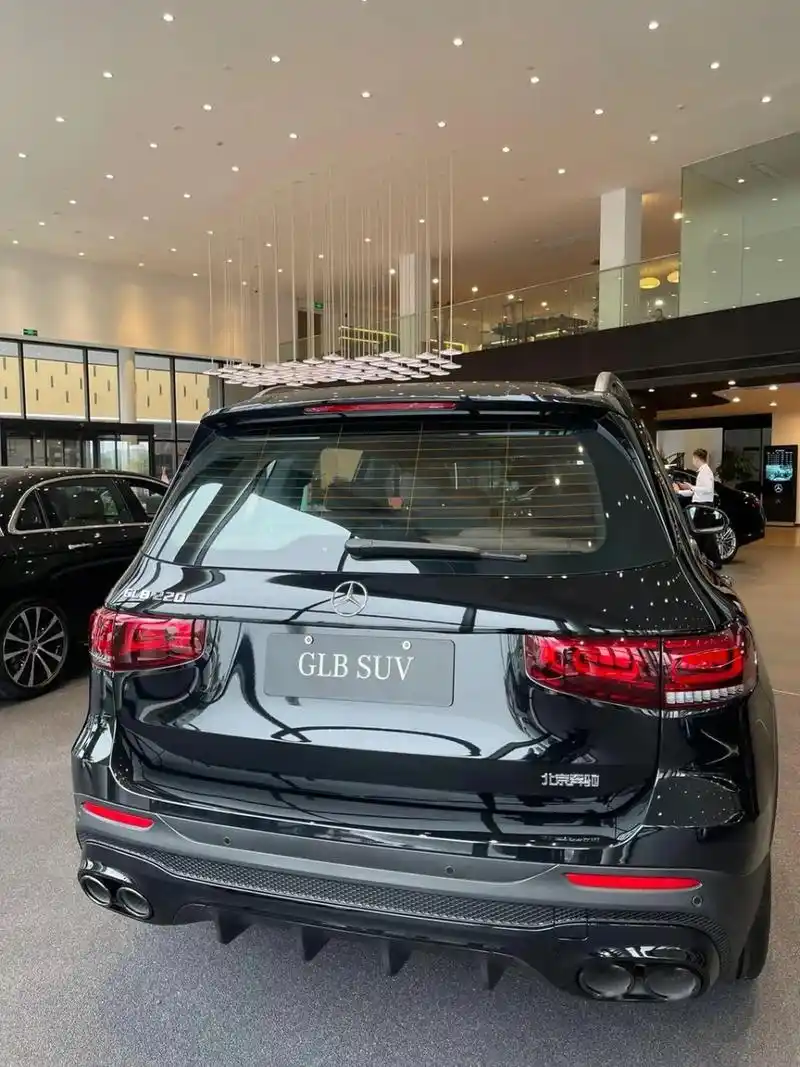 30万预算豪华suv,奔驰glb220成优选2.0t,2.0t大7座不香吗!