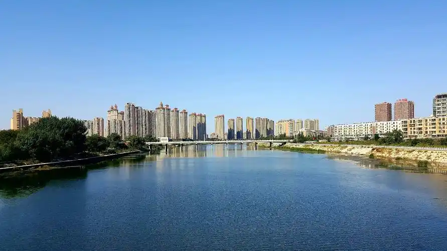 辽宁省鞍山市海城市响堂街道滨河西路10号楼御景尚品