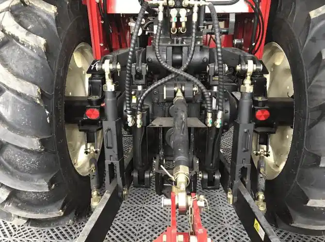 拖拉机提升器壳体开裂:结构缺陷,后置双油缸强压系统的安全隐患