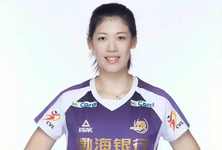 李盈莹是一个心地善良,敢于拼搏,有责任和担当的排球运动员.