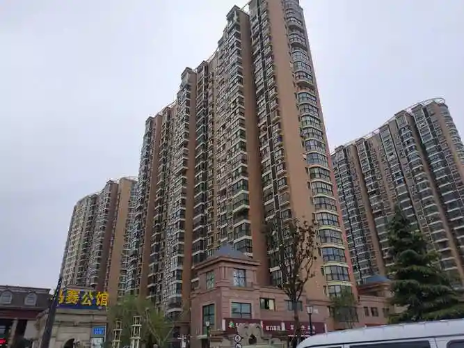 东亚马赛公馆有多少在售的二手房