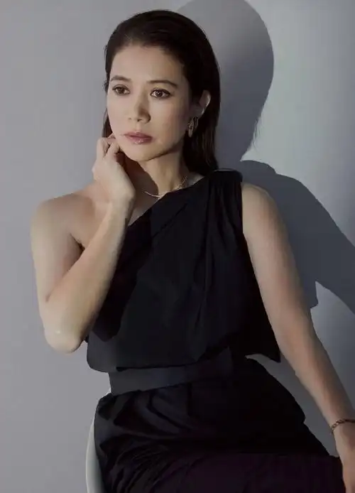 袁咏仪成熟魅力写真图片39