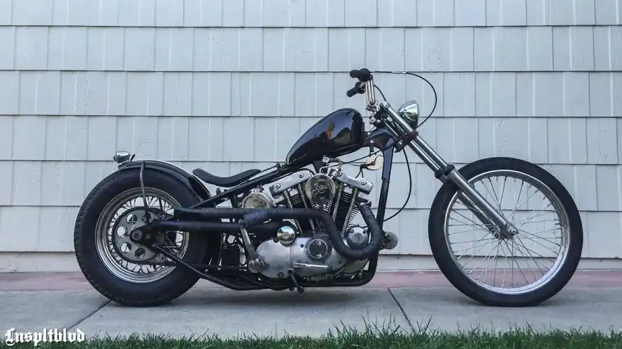 哈雷ironhead 改装 bobber 风格复古摩托车_哔哩哔哩 (゜-゜)つロ