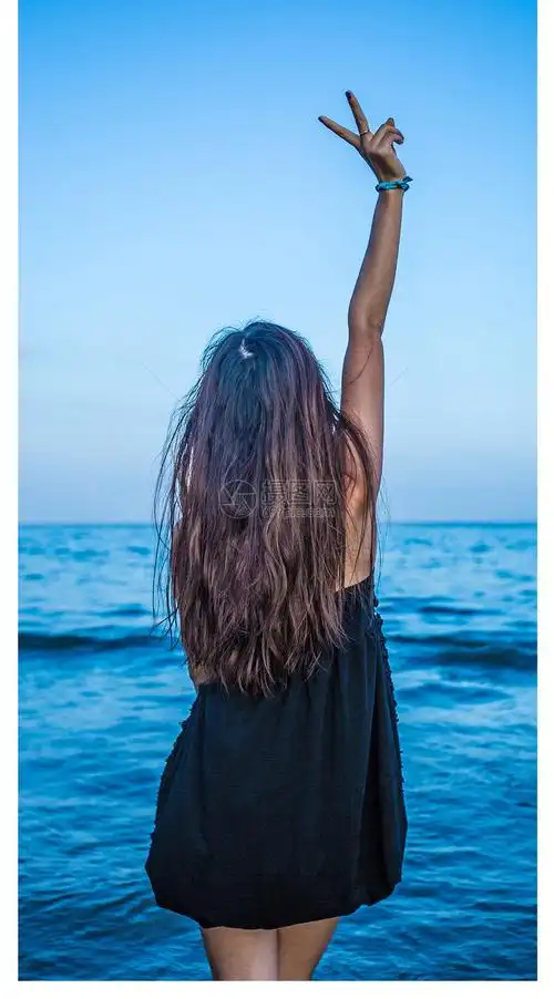 美女背影手机壁纸