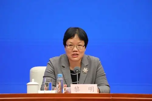 国新办举行介绍首次开展菜篮子市长负责制