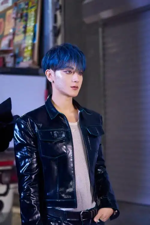 黄子韬新专辑30sclub