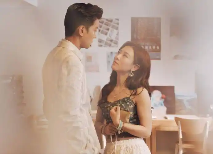 爆有大尺度床戏_陈自瑶_爱情_合作