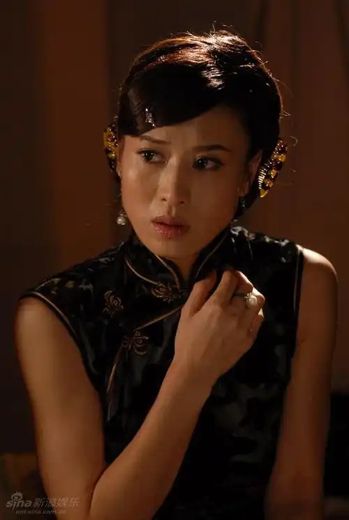 资料图片雾都魅影人物郑爽饰齐茹颜